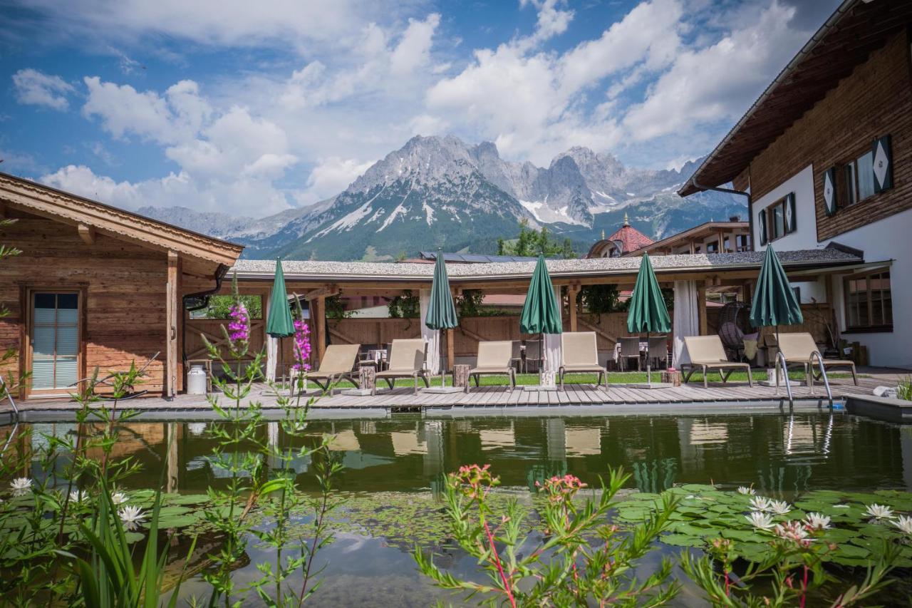 Flora - Das Kleine Gartenhotel Ellmau Exterior photo